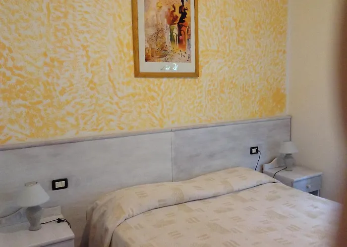 Cristina ISOLA D'ELBA