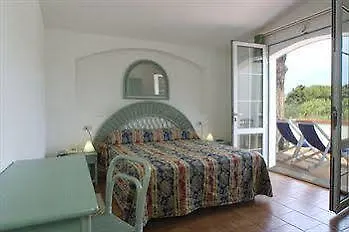 Cristina Hotel 3*