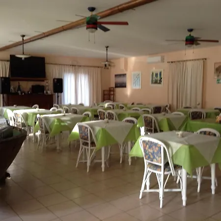 Cristina Hotel