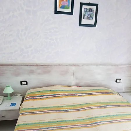 Cristina ISOLA D'ELBA