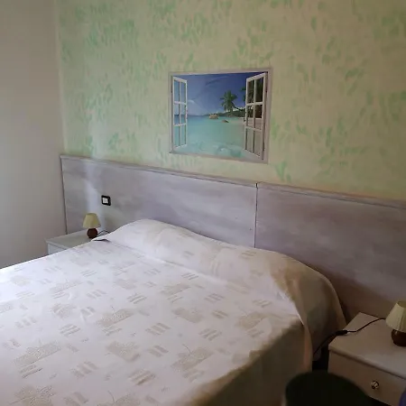 Cristina Hotel